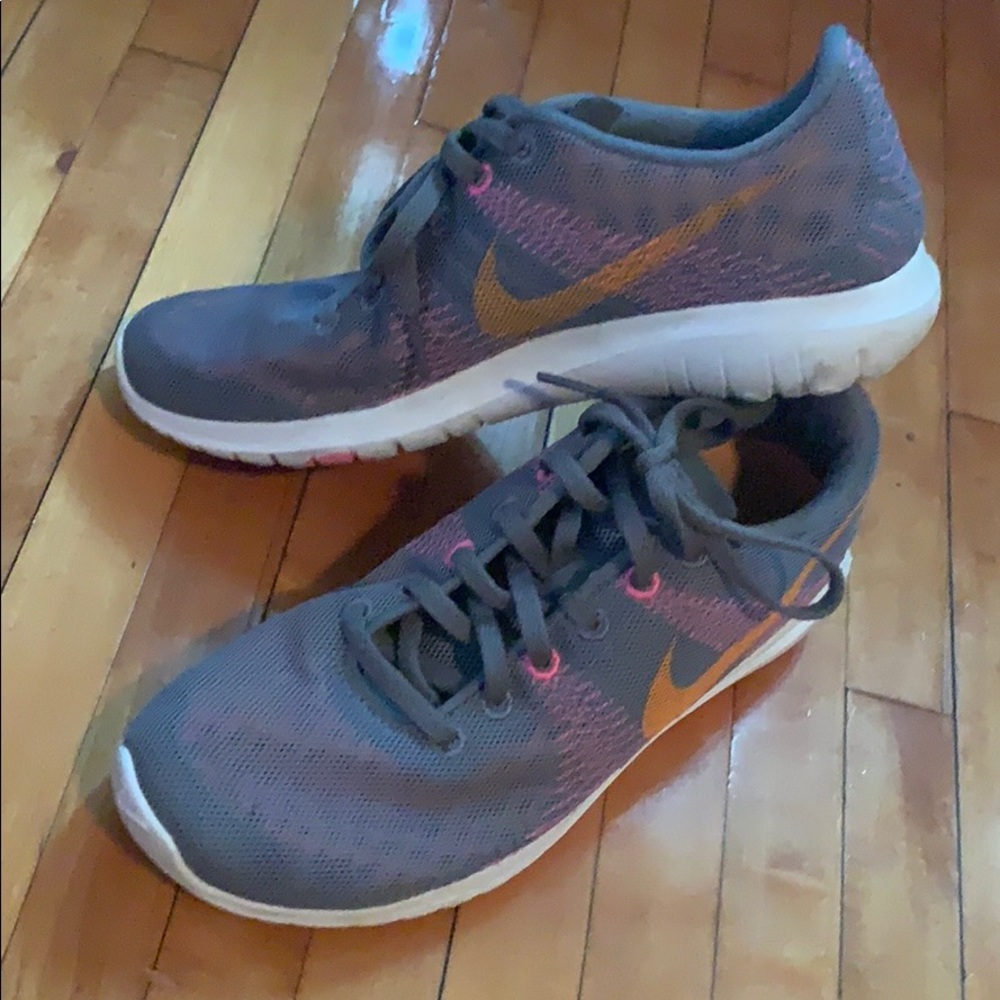Nike shoes